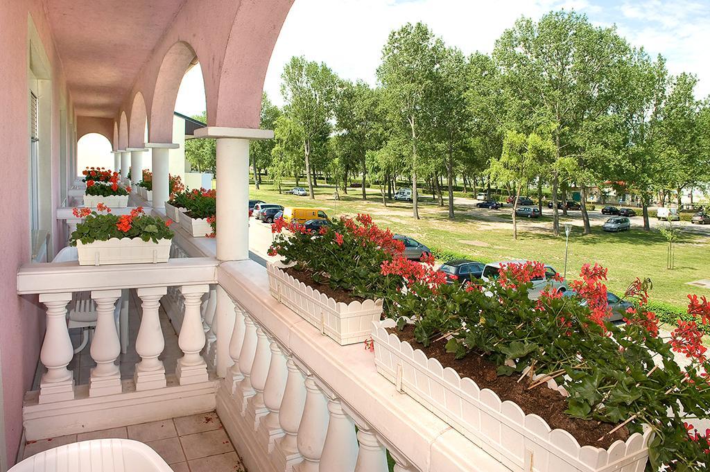 Arkadenhaus Steiner Bed & Breakfast Podersdorf am See Dış mekan fotoğraf